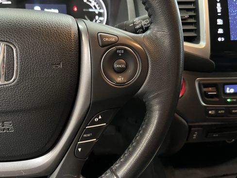 Used 2017 Honda Pilot EX-L image 24