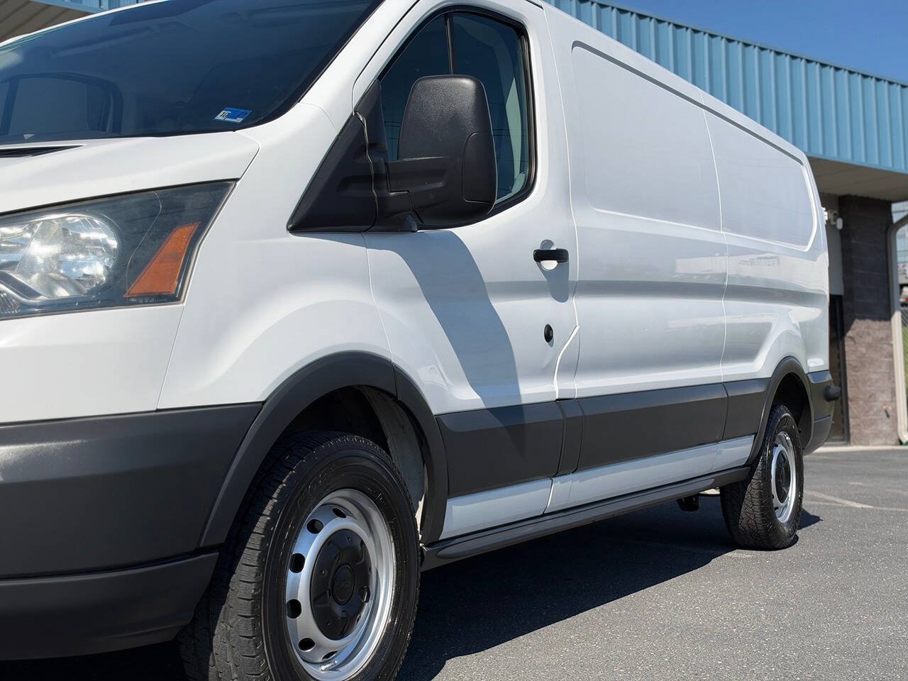 Used 2015 Ford Transit 350 148 Low Roof RWD image 39