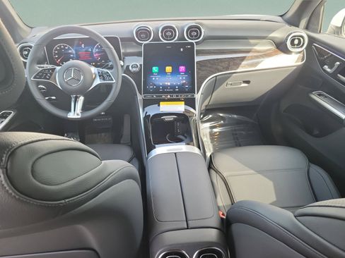 Certified 2026 Mercedes-Benz GLC 300 image 8