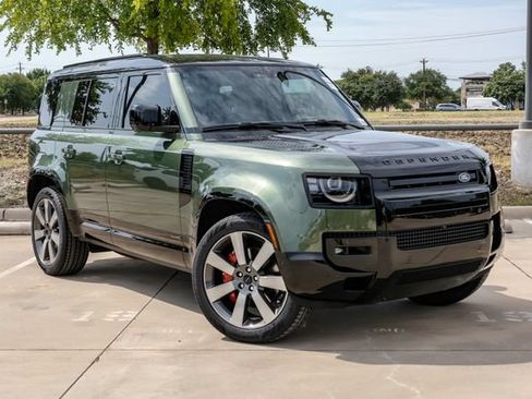 New 2026 Land Rover Defender 110 X AWD/4WD image 7