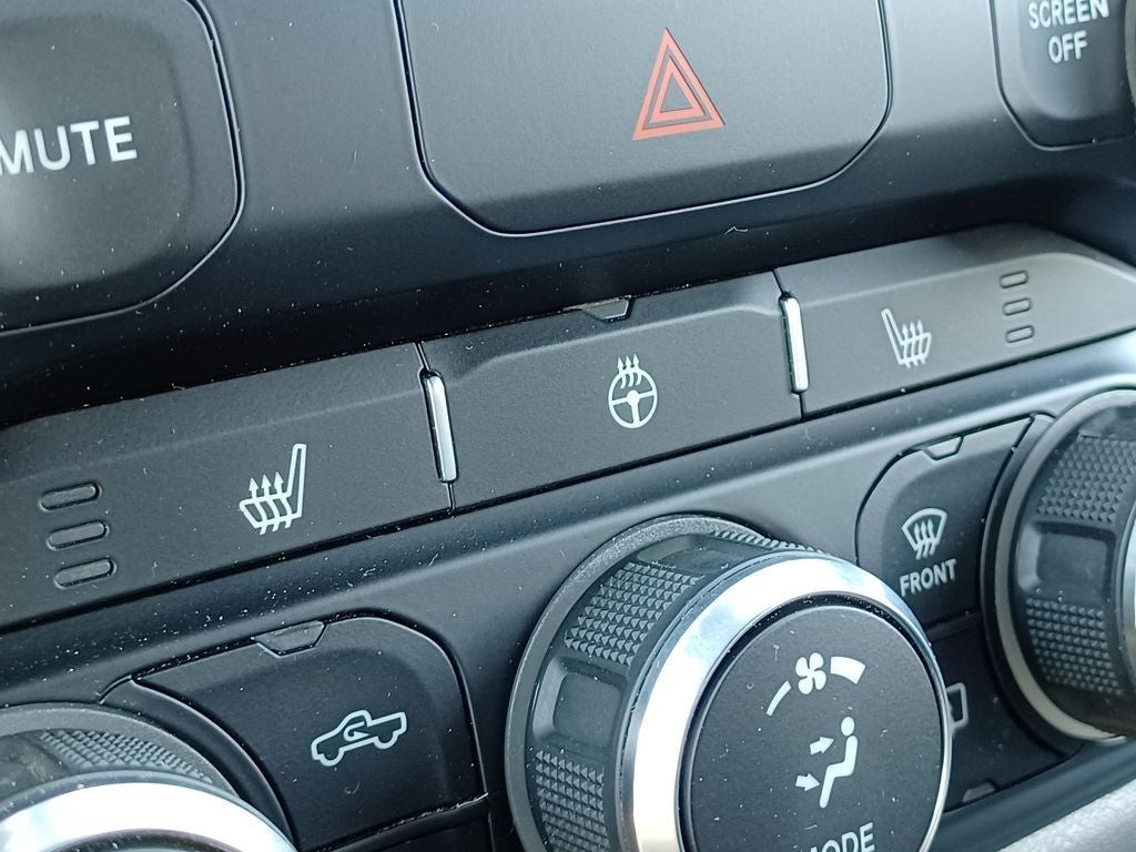 Used 2020 RAM 1500 Big Horn AWD/4WD image 21