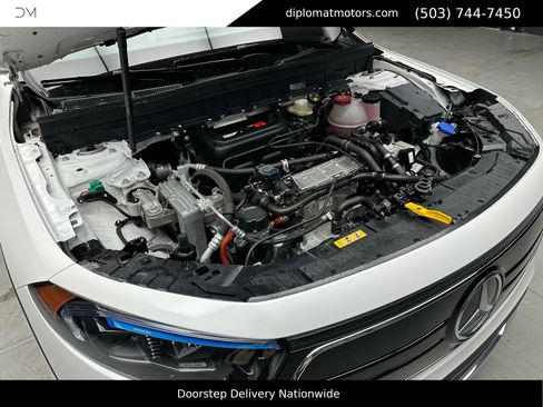 Used 2023 Mercedes-Benz EQB 300 4MATIC w/ Exclusive Package image 38