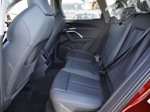 New 2025 Audi Q5 Prestige image 26