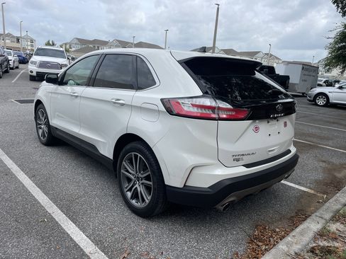 Used 2024 Ford Edge Titanium w/ Equipment Group 301A AWD/4WD image 9