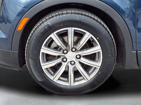 Used 2019 Cadillac XT4 Sport w/ Driver Awareness Package image 12