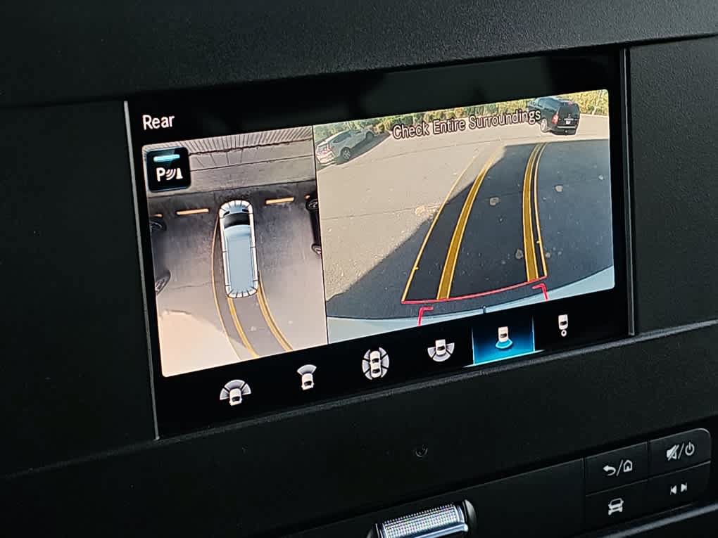 Used 2021 Mercedes-Benz Sprinter 2500 image 13