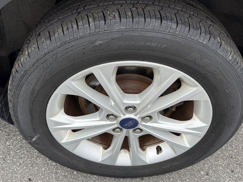 Used 2018 Ford Escape SEL AWD/4WD image 29