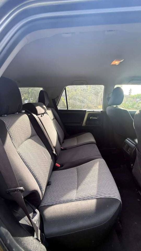Used 2018 Toyota 4Runner SR5 RWD image 6