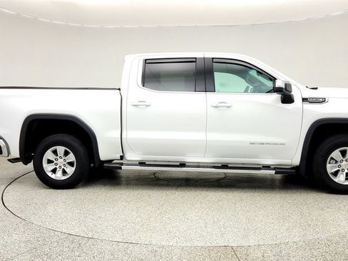 Used 2023 GMC Sierra 1500 SLE RWD image 4
