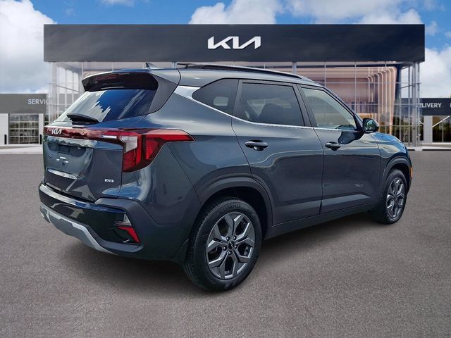Used 2024 Kia Seltos S AWD/4WD image 6
