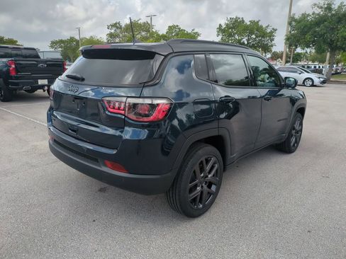 New 2026 Jeep Compass Limited image 5