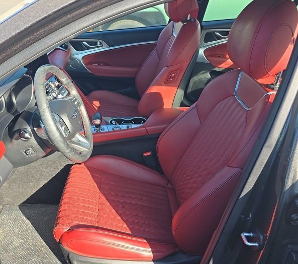 Used 2023 Genesis G70 2.0T w/ Sport Prestige Package RWD image 1