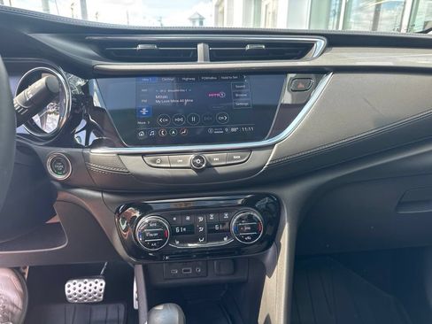 Used 2021 Buick Encore GX Select w/ Advanced Technology Package FWD image 13