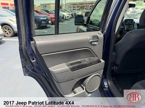 Used 2017 Jeep Patriot Latitude AWD/4WD image 11