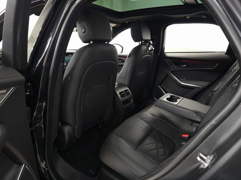 Used 2022 Jaguar F-PACE S image 37