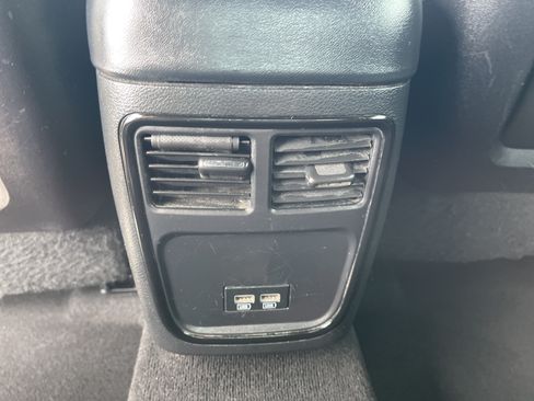 Used 2020 Chrysler 300 S RWD image 37