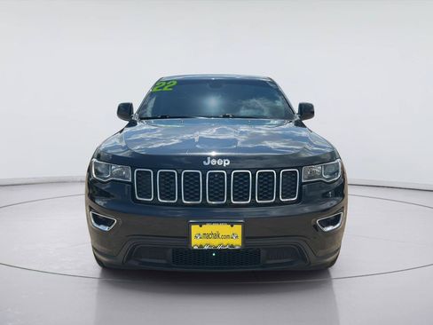 Used 2022 Jeep Grand Cherokee Laredo E w/ Security & Convenience Group AWD/4WD image 2