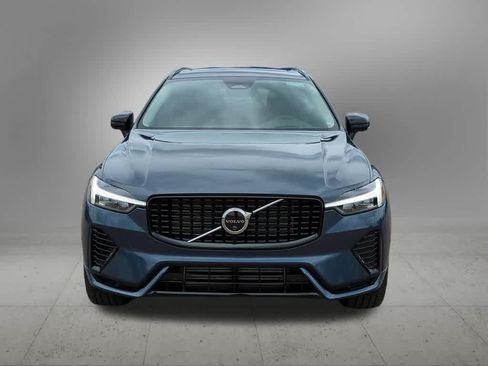 Certified 2024 Volvo XC60 T8 Ultimate w/ Protection Package Premier AWD/4WD image 9