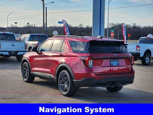 New 2026 Ford Explorer ST-Line w/ ST-Line Street Pack RWD image 4