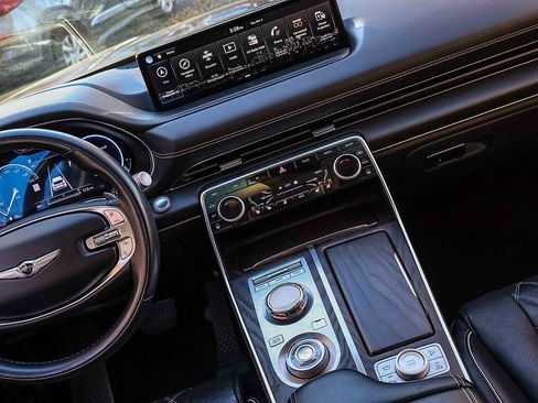 Used 2023 Genesis GV80 3.5T image 19