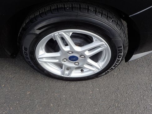 Used 2019 Ford Fiesta SE image 24