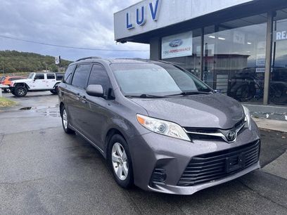 Used 2019 Toyota Sienna LE
