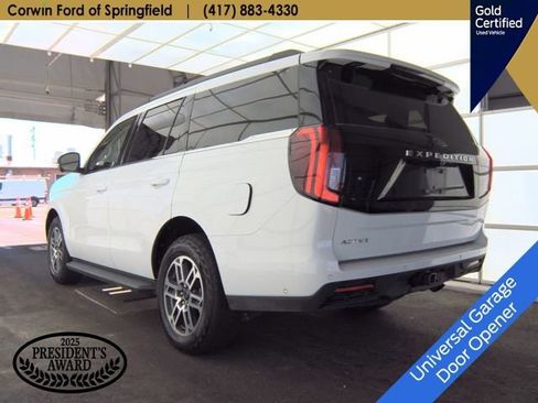 Used 2025 Ford Expedition Active image 11