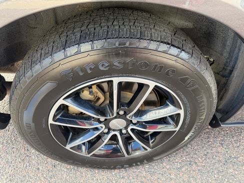 Used 2019 Dodge Grand Caravan SE image 34