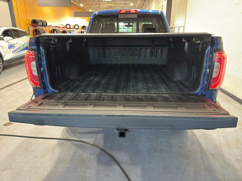 Used 2016 GMC Sierra 1500 SLT w/ SLT Premium Package AWD/4WD image 19