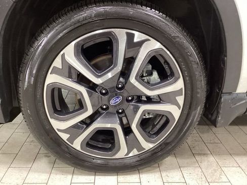 Used 2023 Subaru Ascent Limited image 19