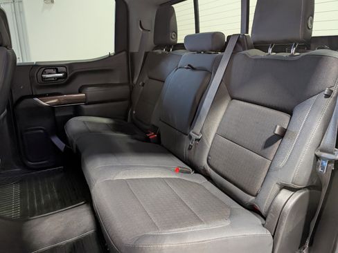 Used 2019 Chevrolet Silverado 1500 RST image 19