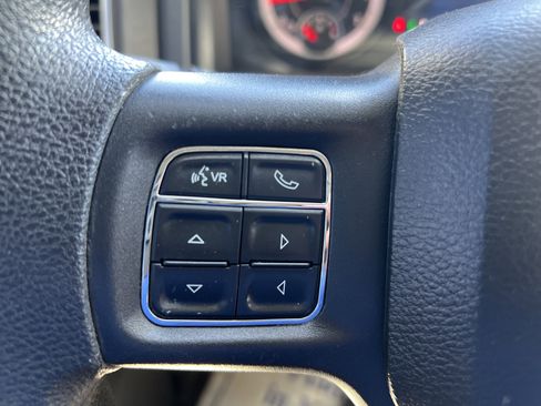 Used 2018 RAM 1500 Classic SLT image 20