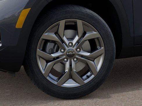 New 2026 Kia Seltos LX image 9