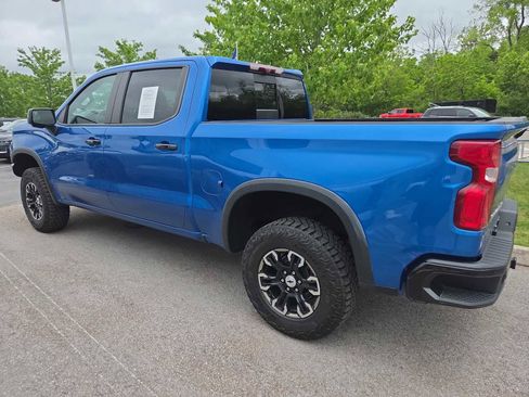 Used 2022 Chevrolet Silverado 1500 ZR2 w/ Technology Package AWD/4WD image 3