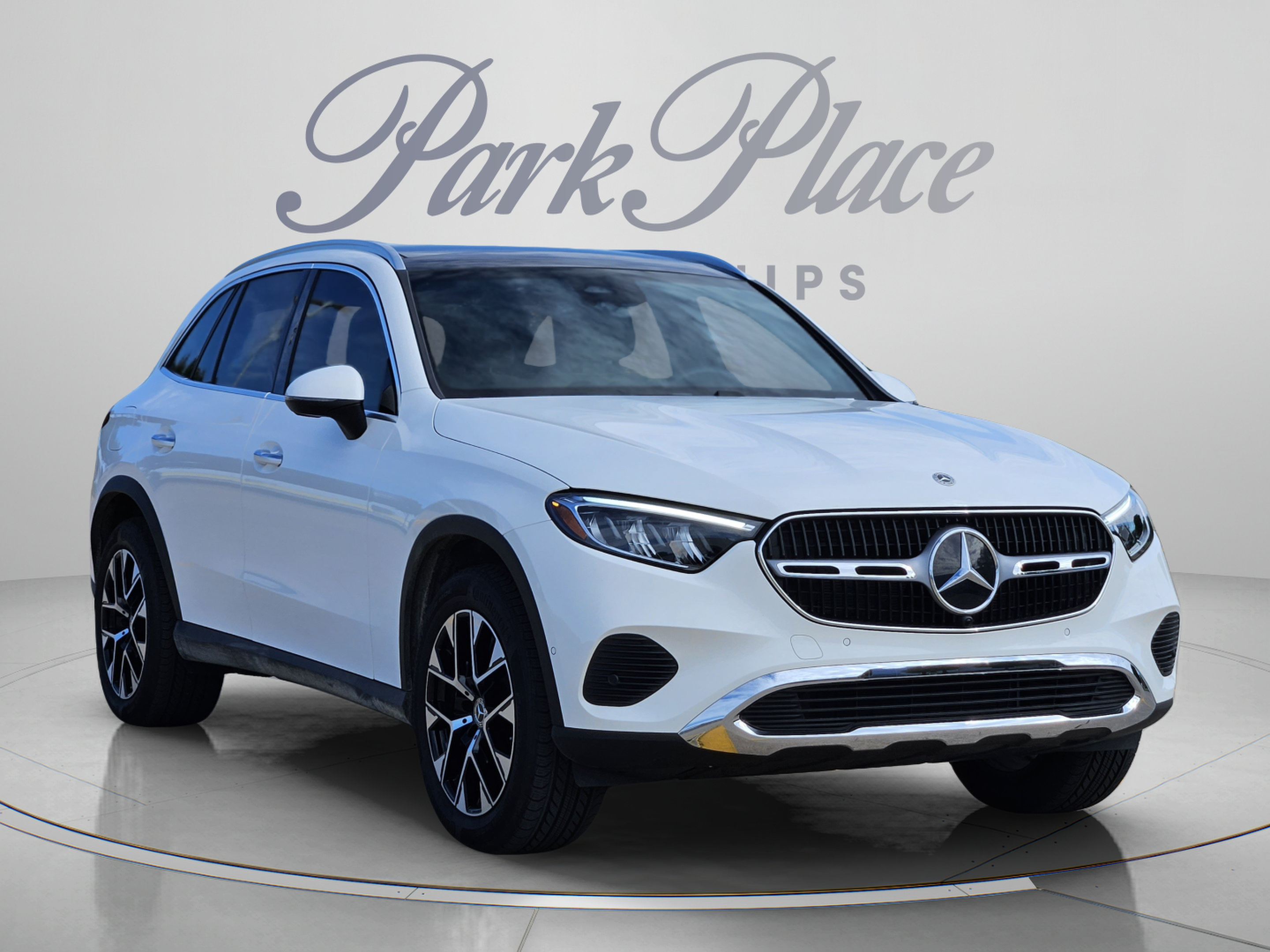 Certified 2026 Mercedes-Benz GLC 350e 4MATIC image 4