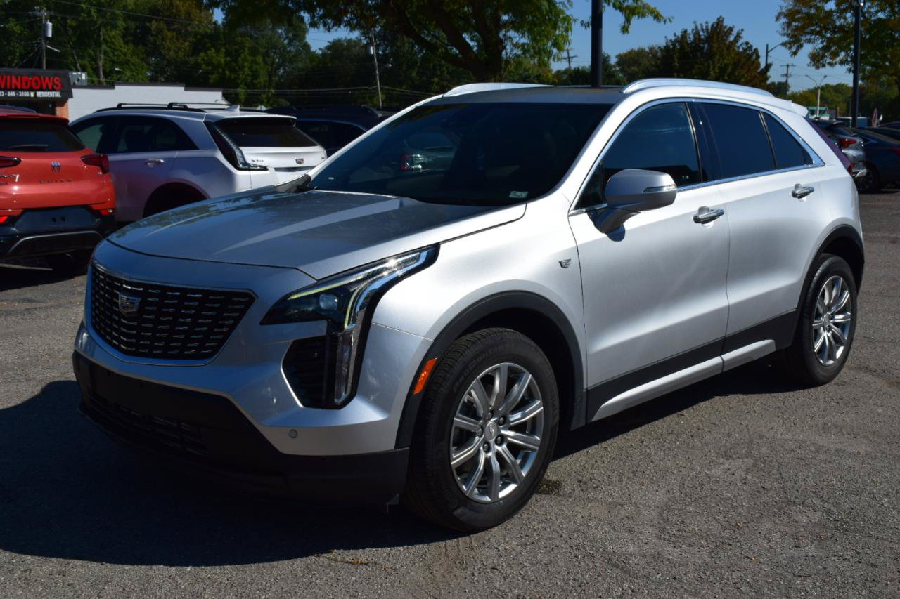 Used 2021 Cadillac XT4 Premium Luxury AWD/4WD image 2