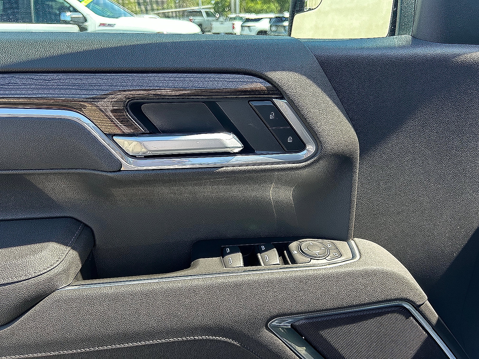 New 2026 Chevrolet Silverado 1500 RST w/ Z71 Off-Road Package AWD/4WD image 14