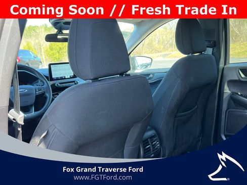 Certified 2025 Ford Escape Active AWD/4WD image 28