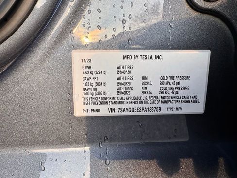 Used 2023 Tesla Model Y Long Range image 11