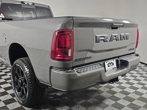 New 2026 RAM 2500 Laramie AWD/4WD image 14