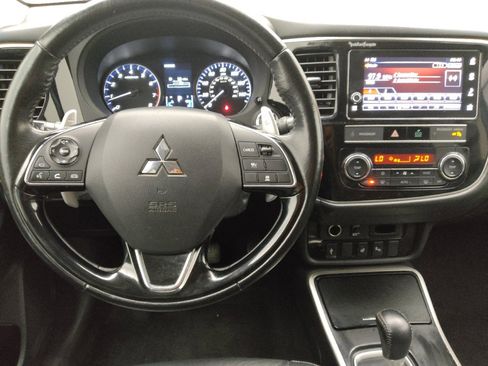 Used 2019 Mitsubishi Outlander GT image 22