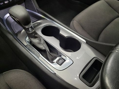 Used 2024 Chevrolet Malibu LT FWD image 26