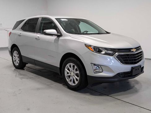Used 2021 Chevrolet Equinox LT w/ LPO, Cargo Package AWD/4WD image 6