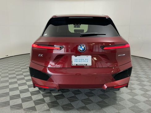 Certified 2025 BMW iX xDrive50 AWD/4WD image 6
