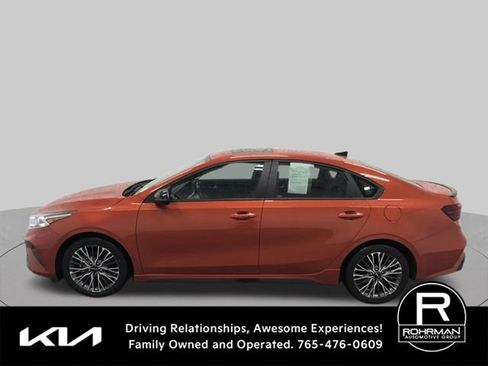 Used 2023 Kia Forte GT-Line w/ GT-Line Premium Package FWD image 2