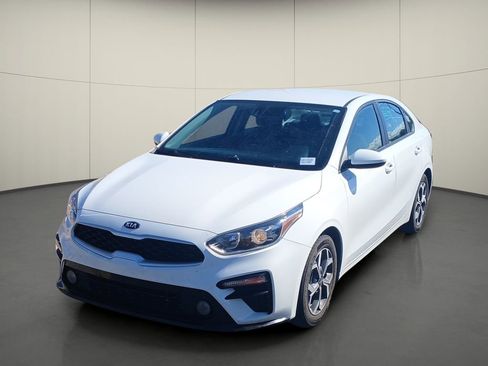 Used 2020 Kia Forte LXS image 3