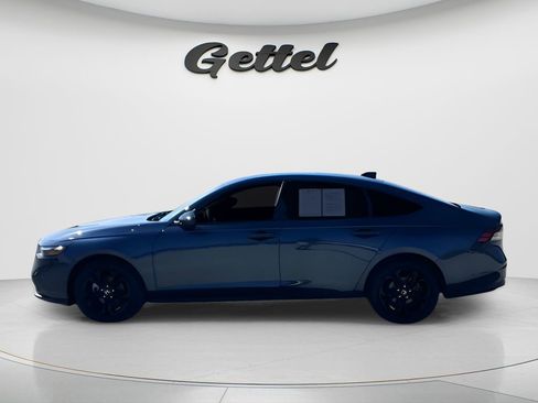 Used 2025 Honda Accord SE image 15