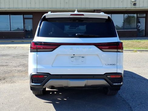 Used 2023 Lexus LX 600 4WD w/ Accessory Package (Z1) image 4