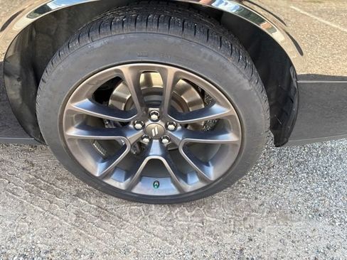 Used 2022 Dodge Challenger R/T Scat Pack RWD image 4