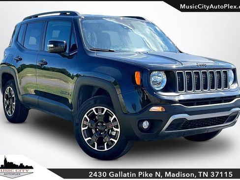 Used 2023 Jeep Renegade Latitude AWD/4WD image 1